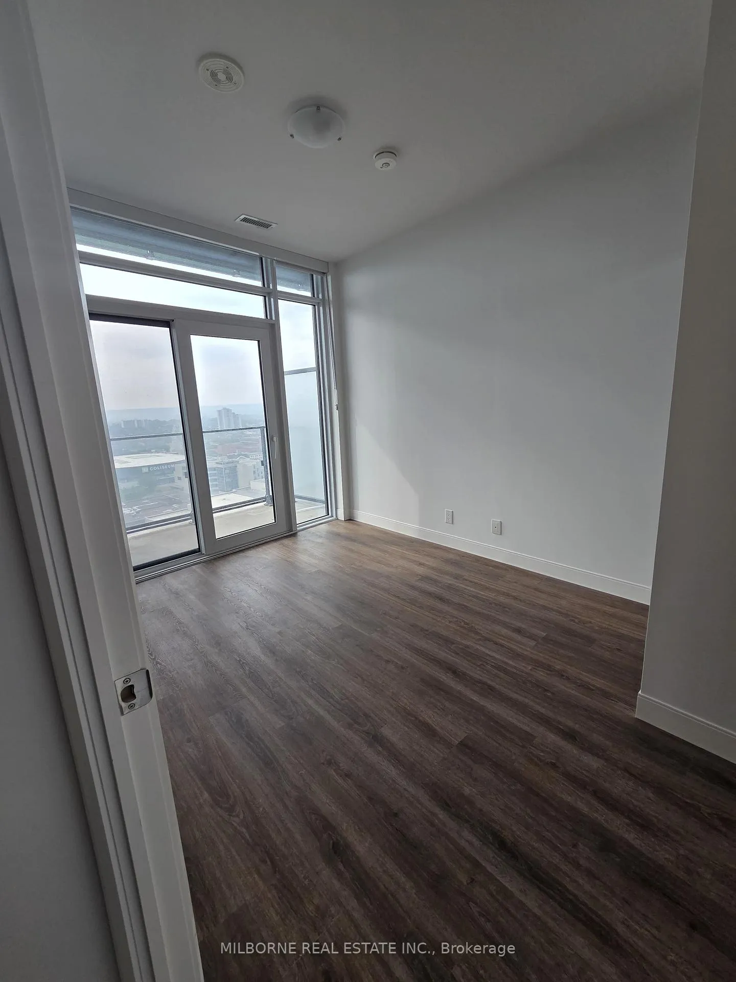 Photo 3 of Unit 2307B, 22 Hughson Street N, Hamilton, Beasley — HOMEH