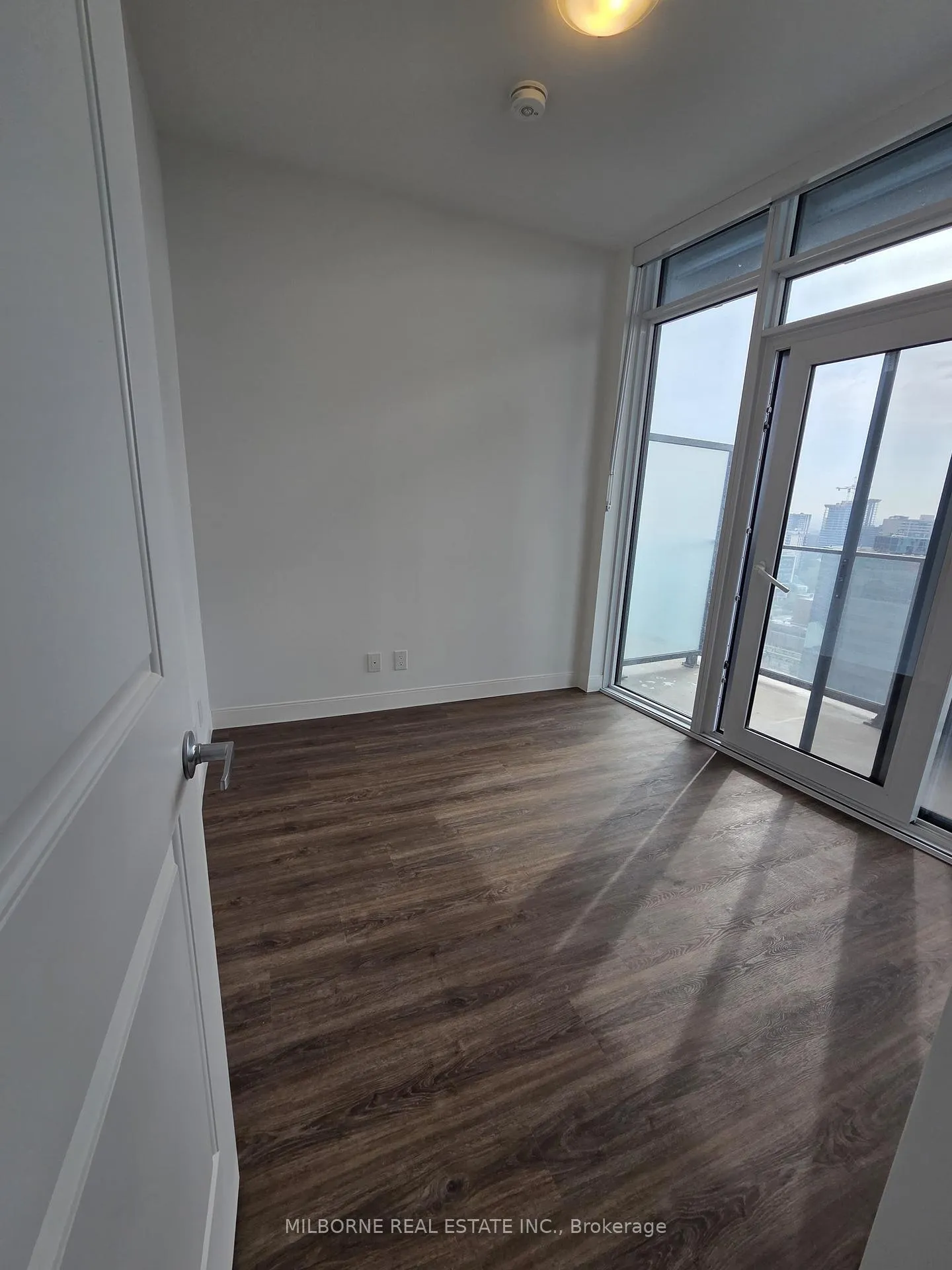 Photo 4 of Unit 2307B, 22 Hughson Street N, Hamilton, Beasley — HOMEH
