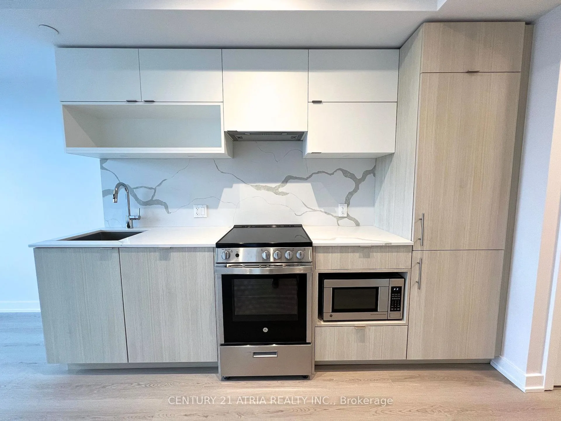 Photo 4 of Unit 1205, 100 Queen Street E, Toronto, Church-Yonge Corridor — HOMEH