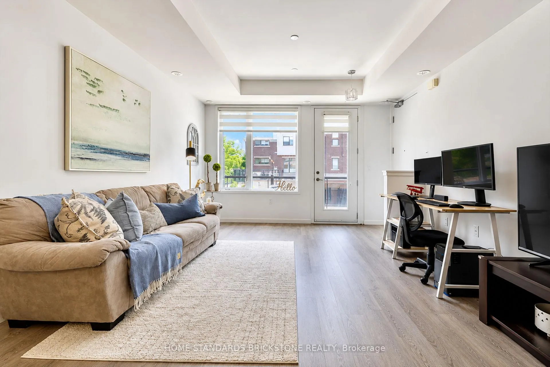 Photo 4 of Unit 31, 200 Alex Gardner Circle, Aurora, Aurora Village — HOMEH