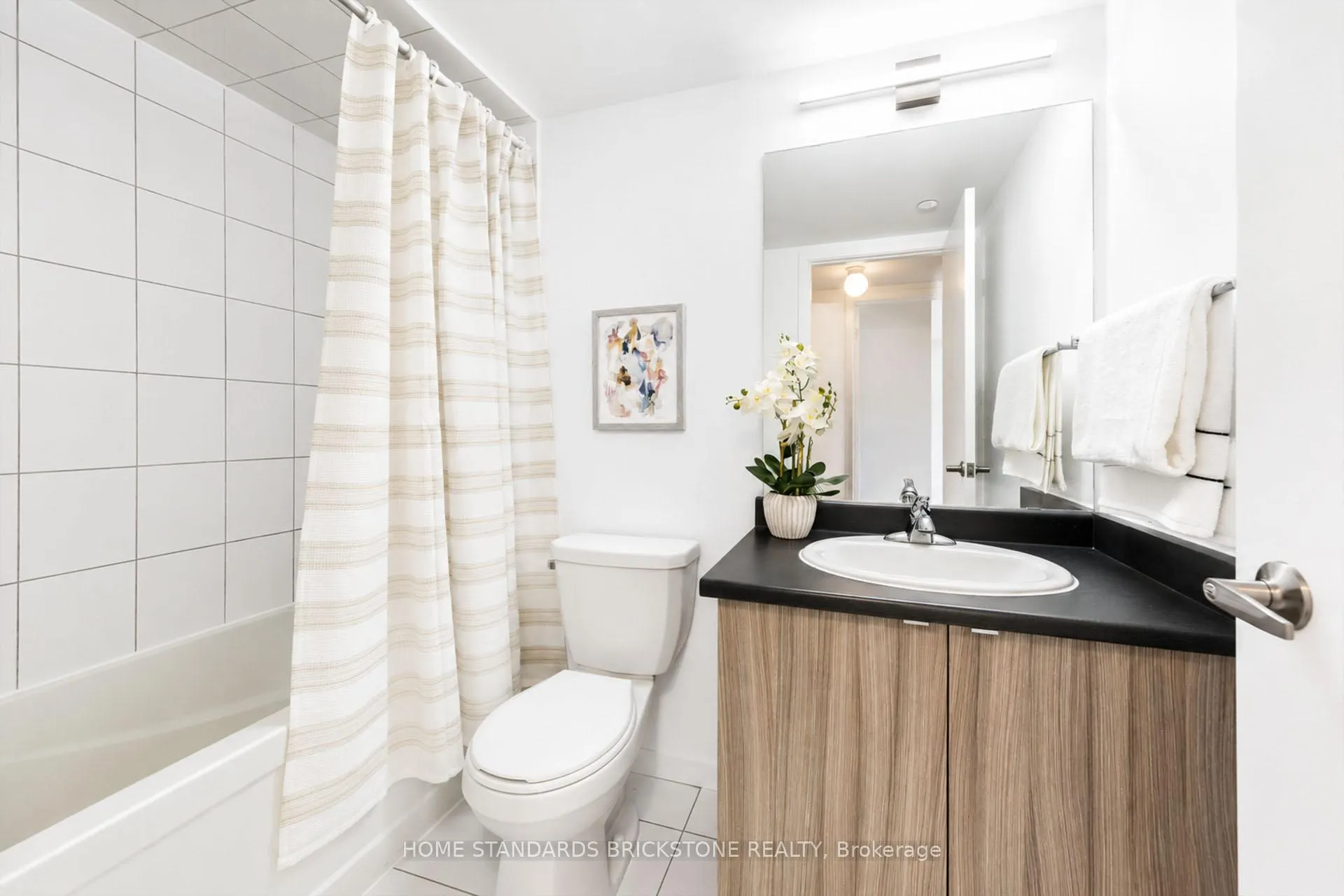 Photo 15 of Unit 31, 200 Alex Gardner Circle, Aurora, Aurora Village — HOMEH
