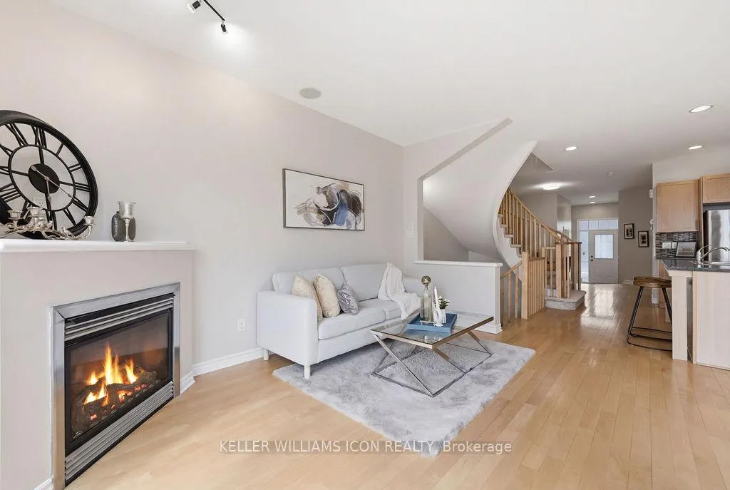 Photo 15 of 564 Remnor Avenue, Ottawa, Kanata - Kanata Lakes/Heritage Hills — HOMEH