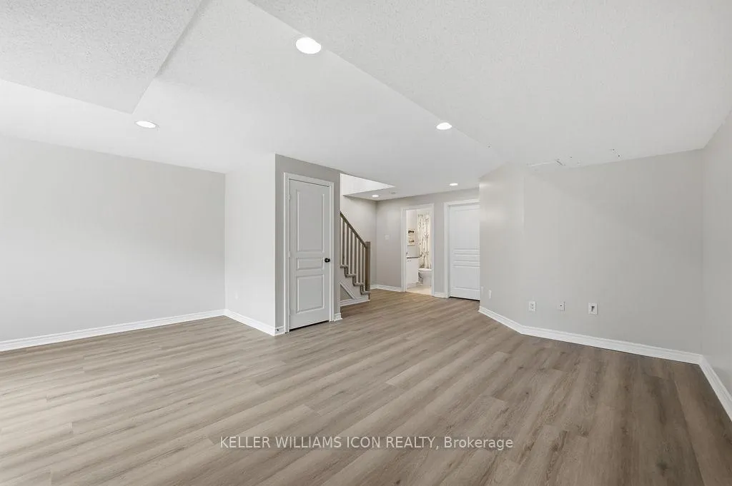 Photo 35 of 564 Remnor Avenue, Ottawa, Kanata - Kanata Lakes/Heritage Hills — HOMEH