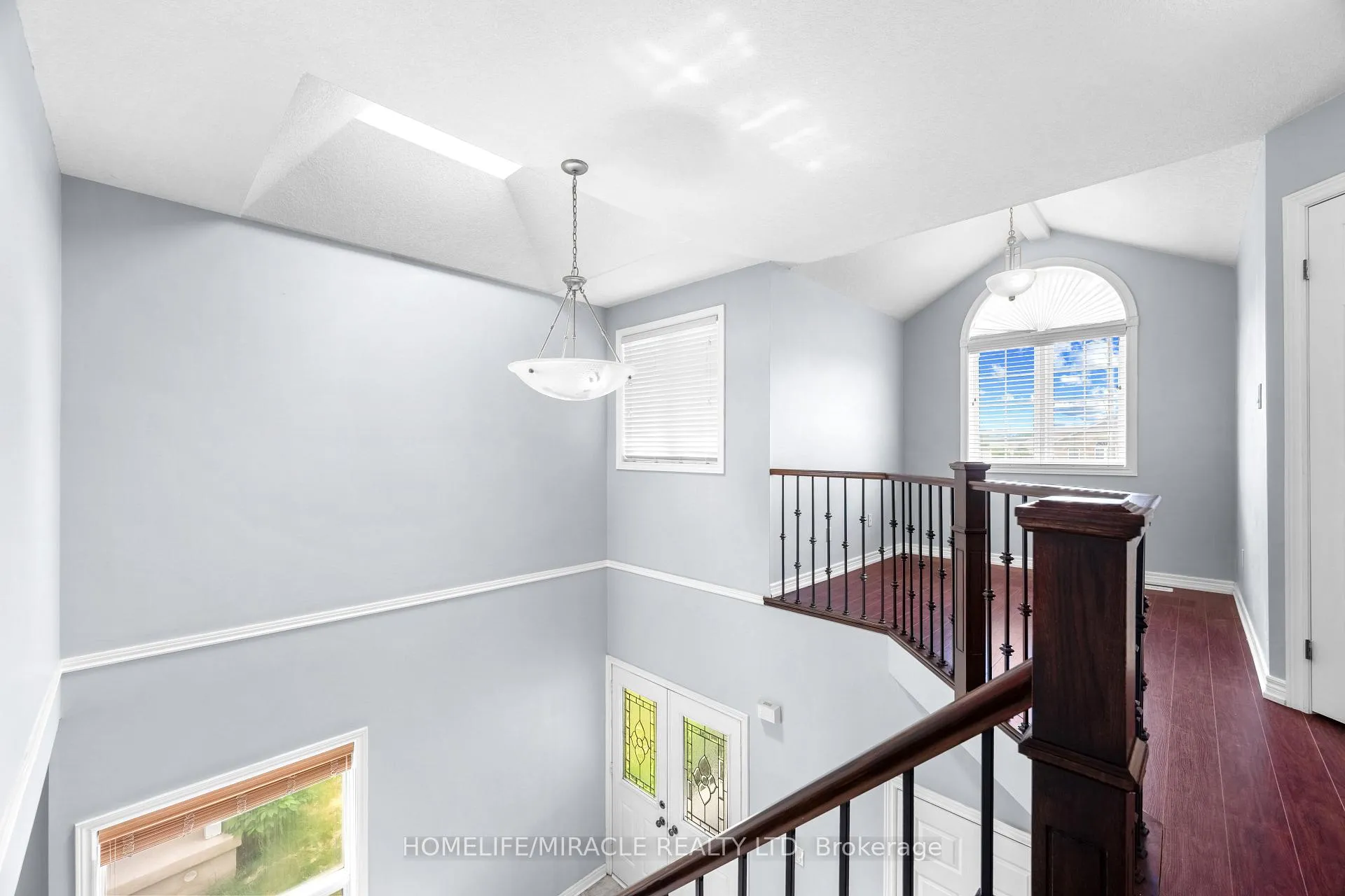 Photo 28 of 4 Clairfields Drive W, Guelph, Clairfields/Hanlon Business Park — HOMEH