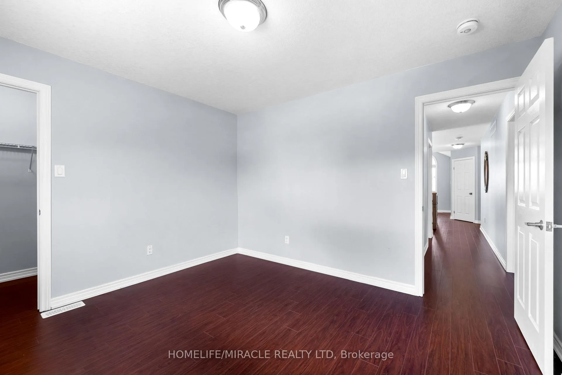 Photo 36 of 4 Clairfields Drive W, Guelph, Clairfields/Hanlon Business Park — HOMEH