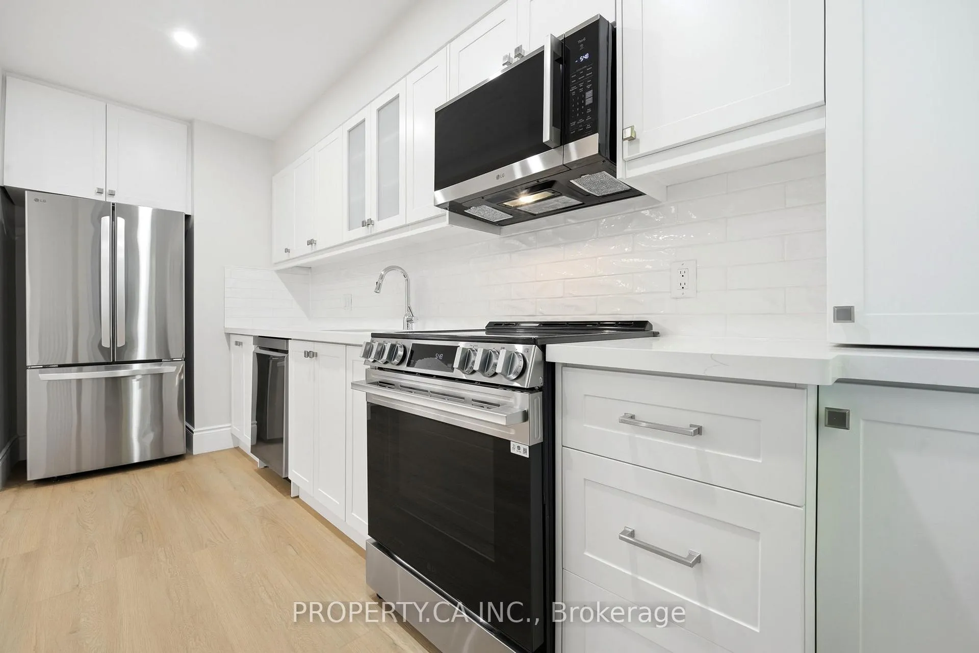 Photo 12 of Unit 2, 115 Cheritan Avenue, Toronto, Lawrence Park South — HOMEH