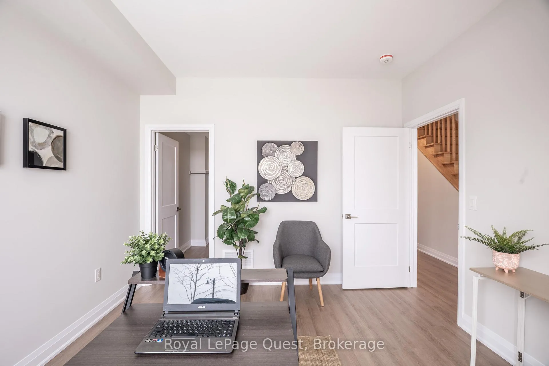 Photo 7 of 93 Lightfoot Drive, Orillia — HOMEH
