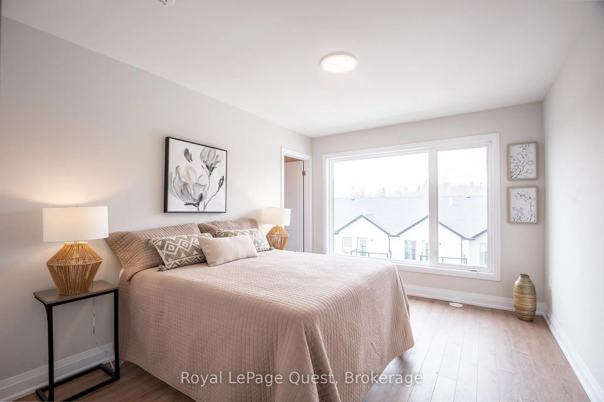 Photo 23 of 93 Lightfoot Drive, Orillia — HOMEH