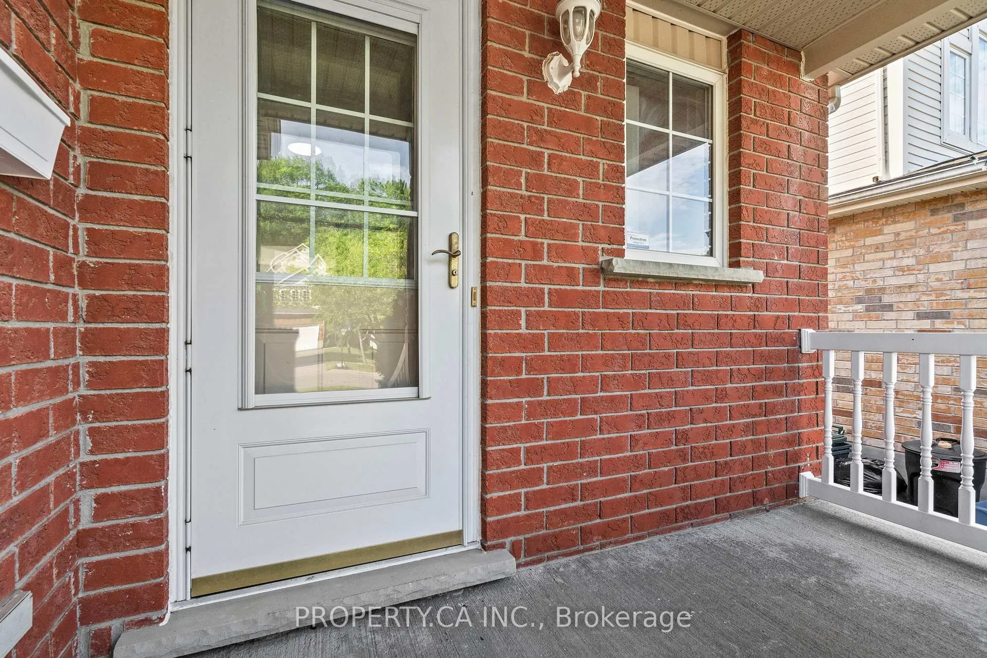Photo 2 of 491 Veronica Drive, Kitchener — HOMEH