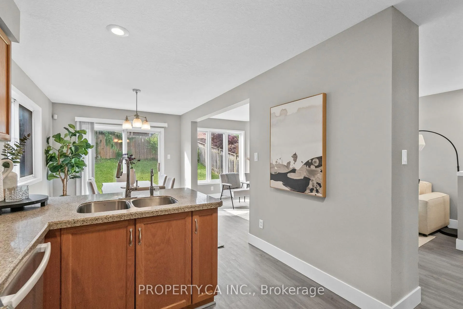 Photo 8 of 491 Veronica Drive, Kitchener — HOMEH