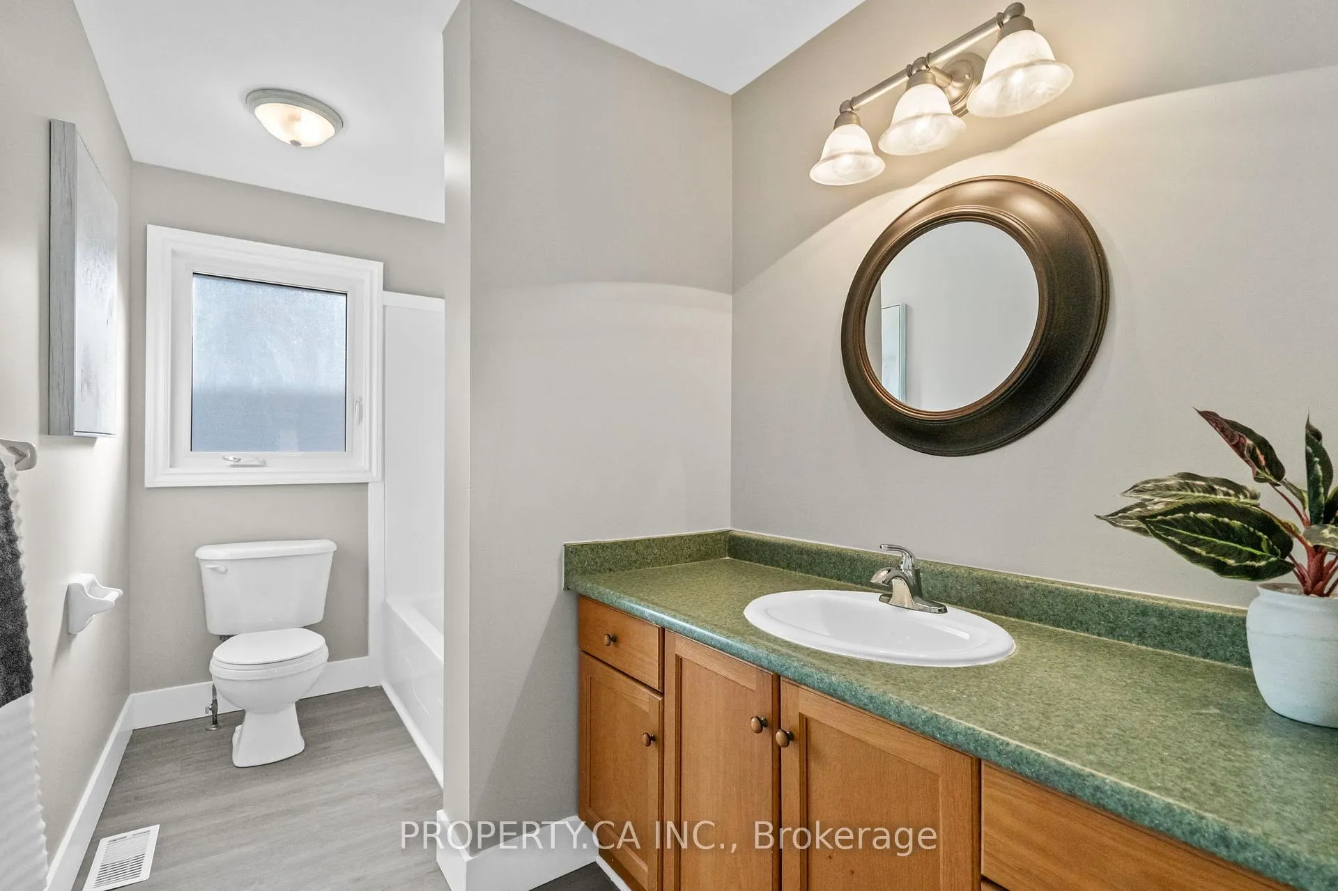 Photo 20 of 491 Veronica Drive, Kitchener — HOMEH