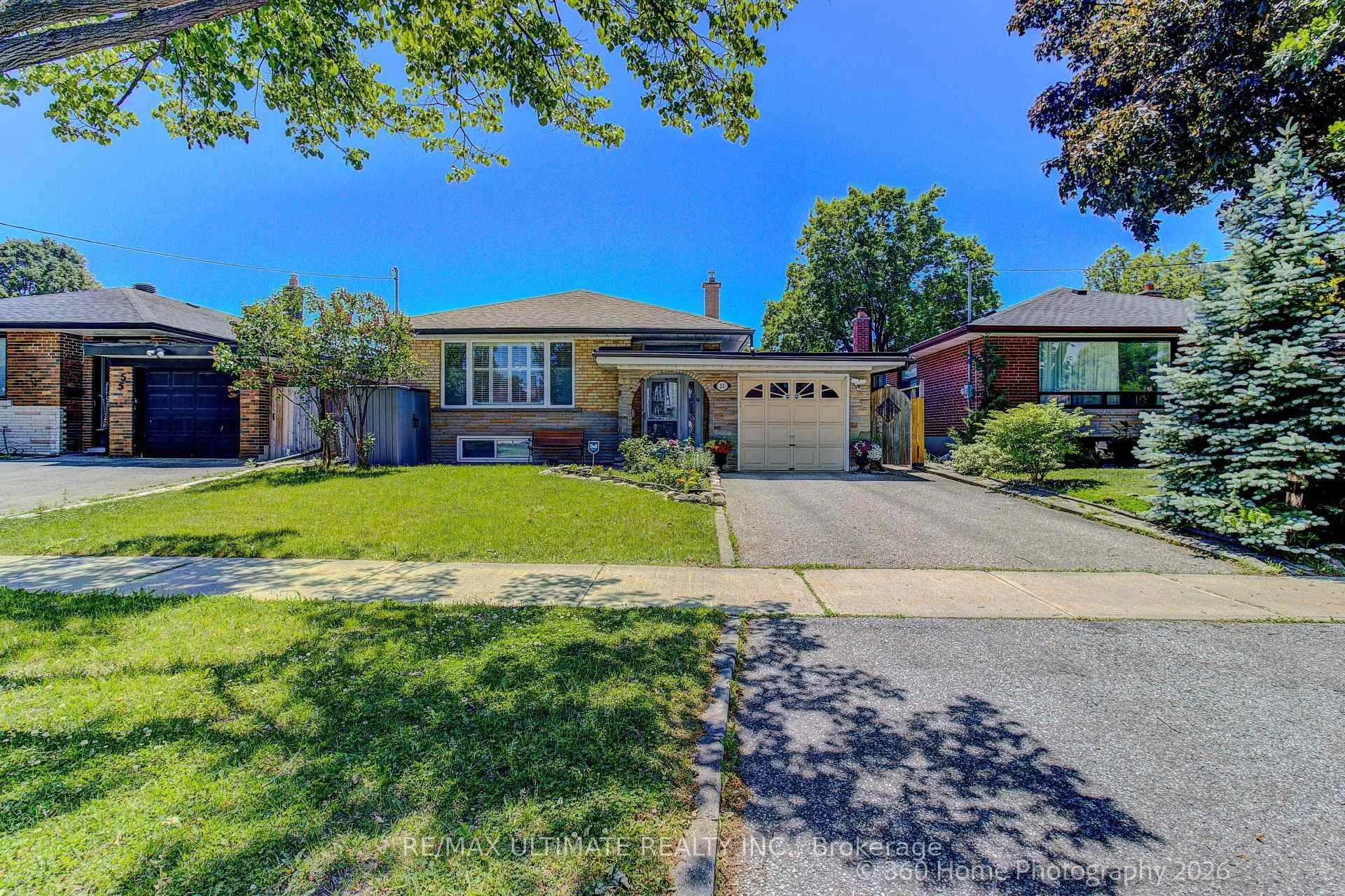 Photo 2 of 53 Poynter Drive, Etobicoke, Kingsview Village-The Westway — HOMEH