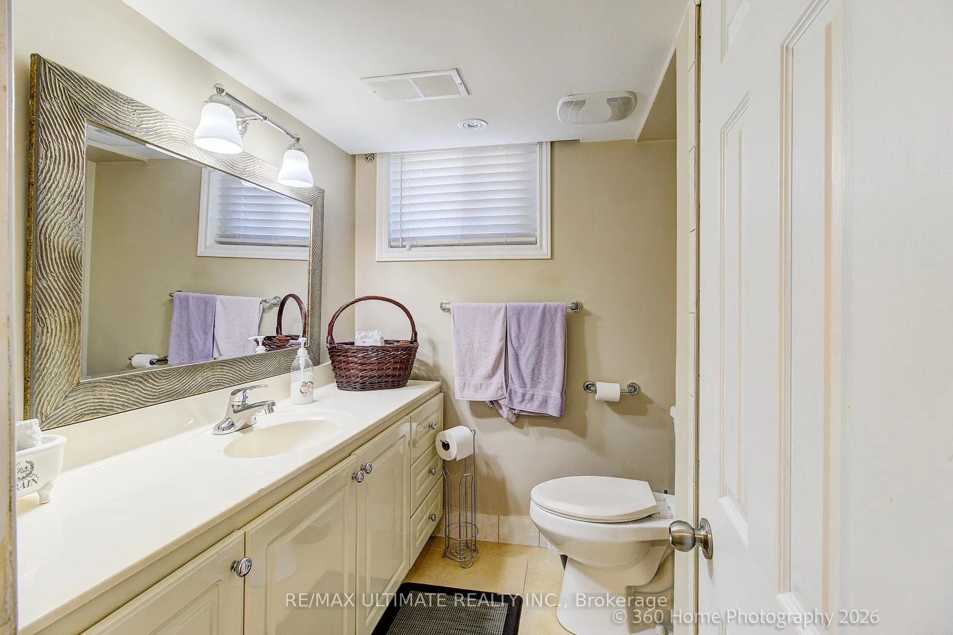 Photo 19 of 53 Poynter Drive, Etobicoke, Kingsview Village-The Westway — HOMEH
