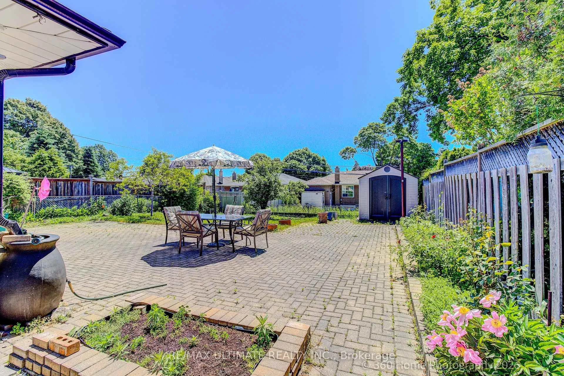 Photo 23 of 53 Poynter Drive, Etobicoke, Kingsview Village-The Westway — HOMEH