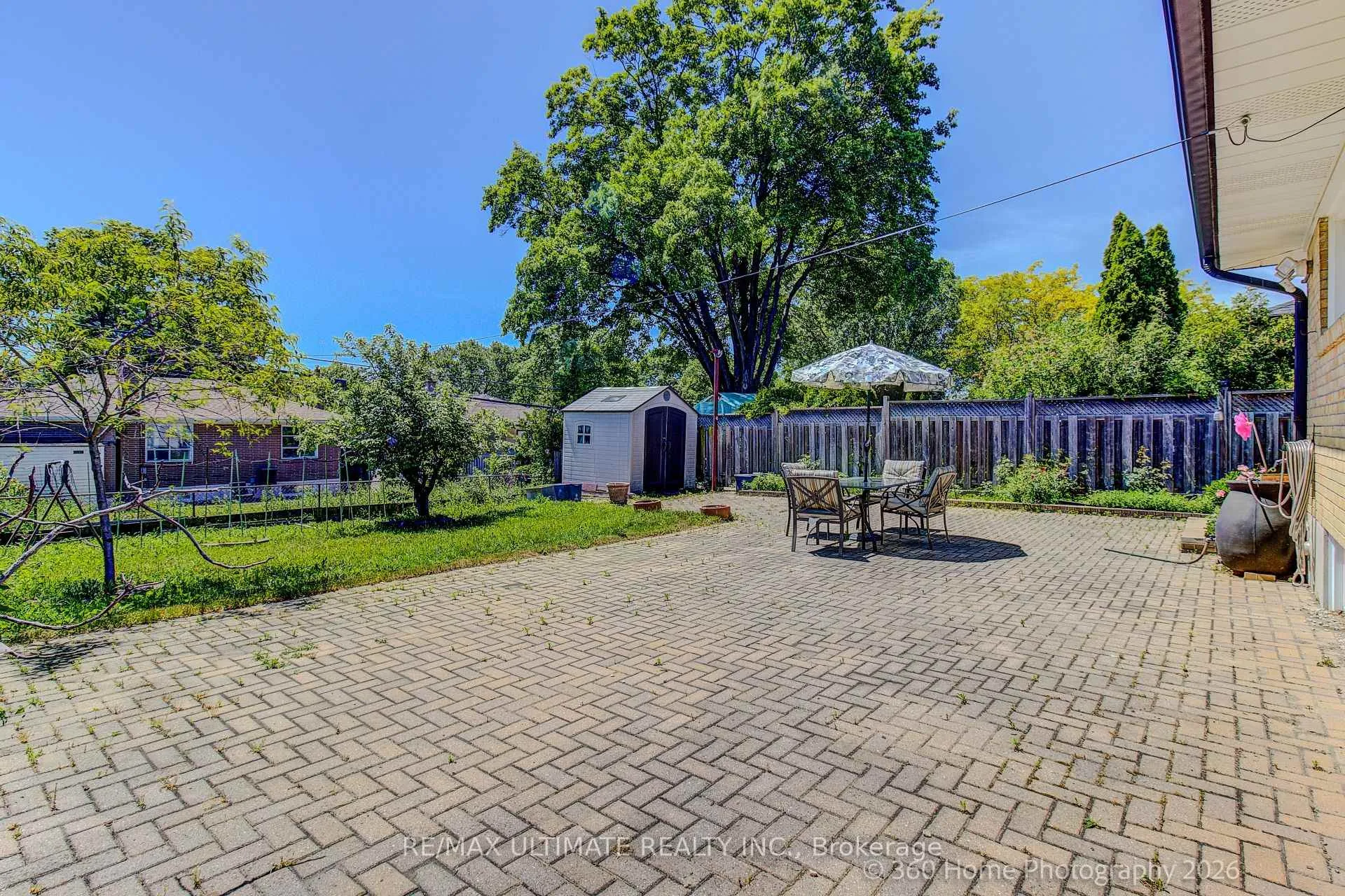 Photo 24 of 53 Poynter Drive, Etobicoke, Kingsview Village-The Westway — HOMEH