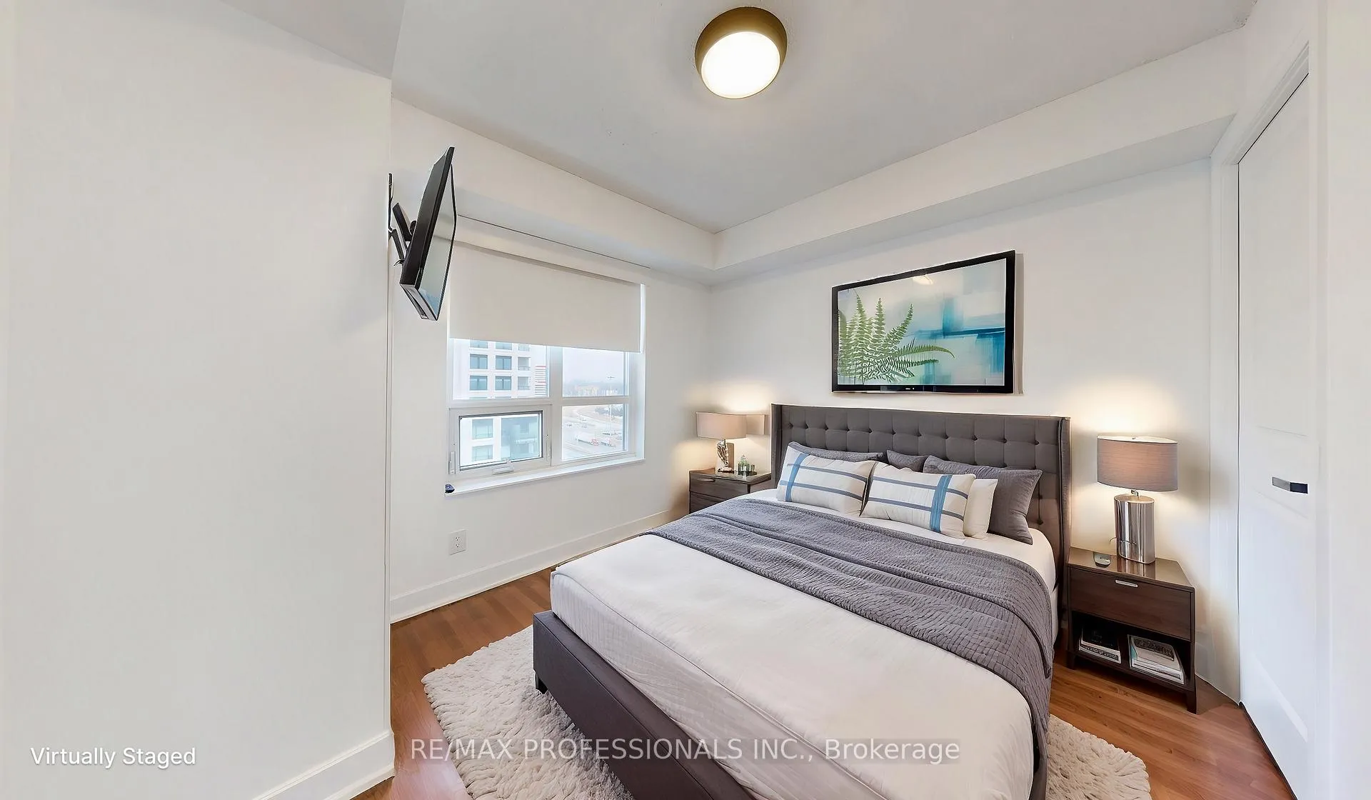 Photo 6 of Unit 822, 2 Eva Road, Etobicoke, Etobicoke West Mall — HOMEH