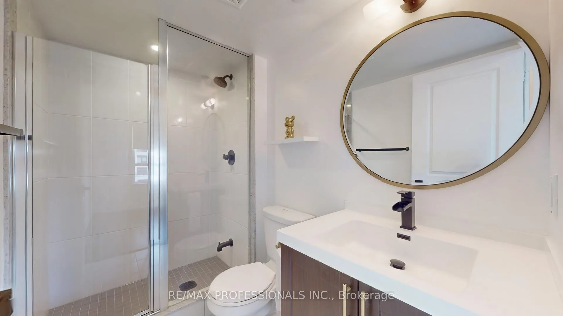 Photo 21 of Unit 822, 2 Eva Road, Etobicoke, Etobicoke West Mall — HOMEH