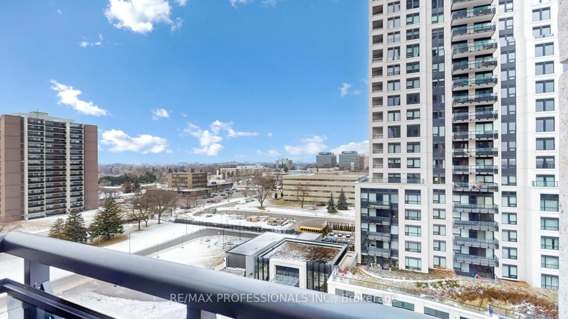 Photo 28 of Unit 822, 2 Eva Road, Etobicoke, Etobicoke West Mall — HOMEH