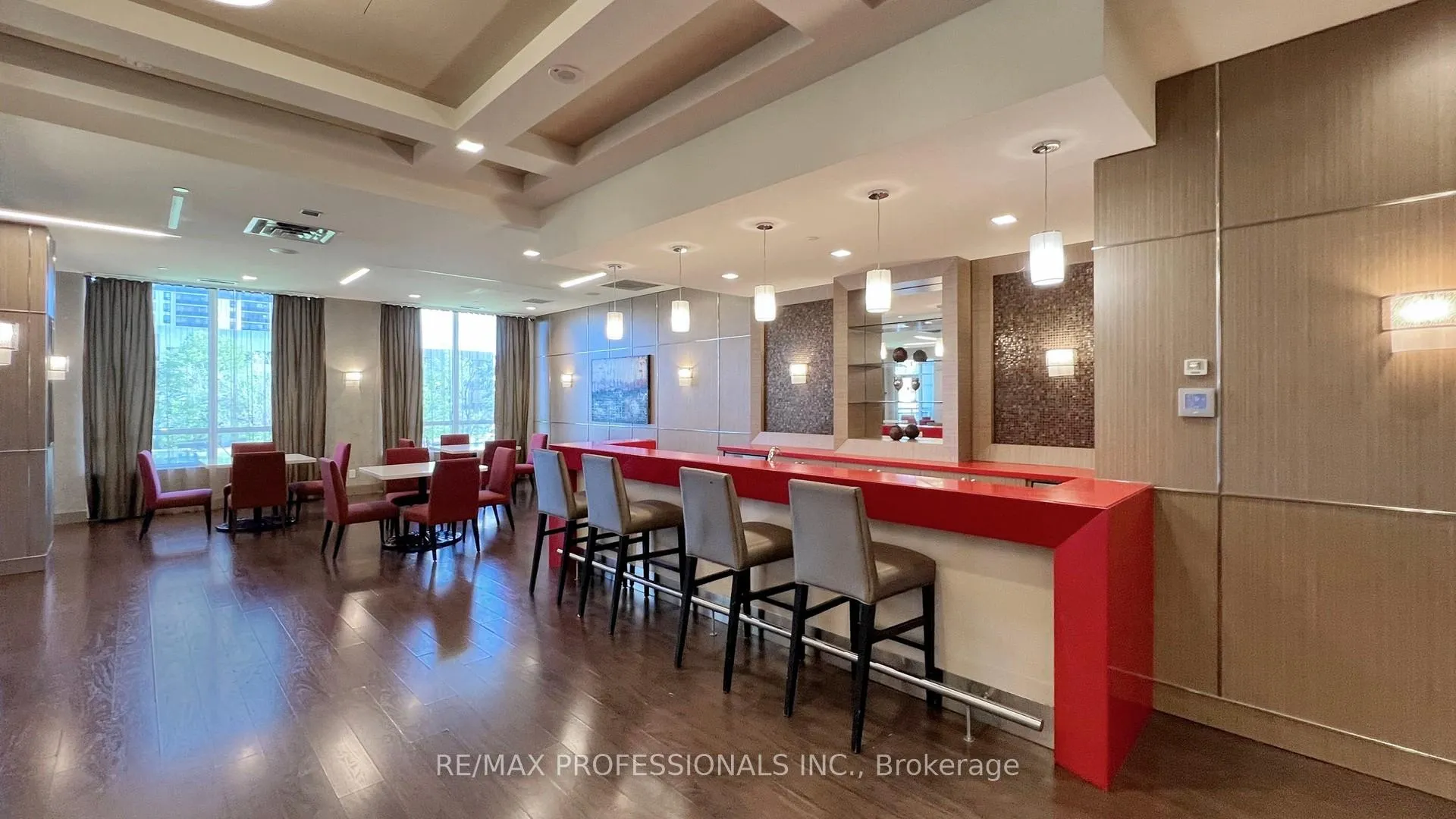 Photo 30 of Unit 822, 2 Eva Road, Etobicoke, Etobicoke West Mall — HOMEH