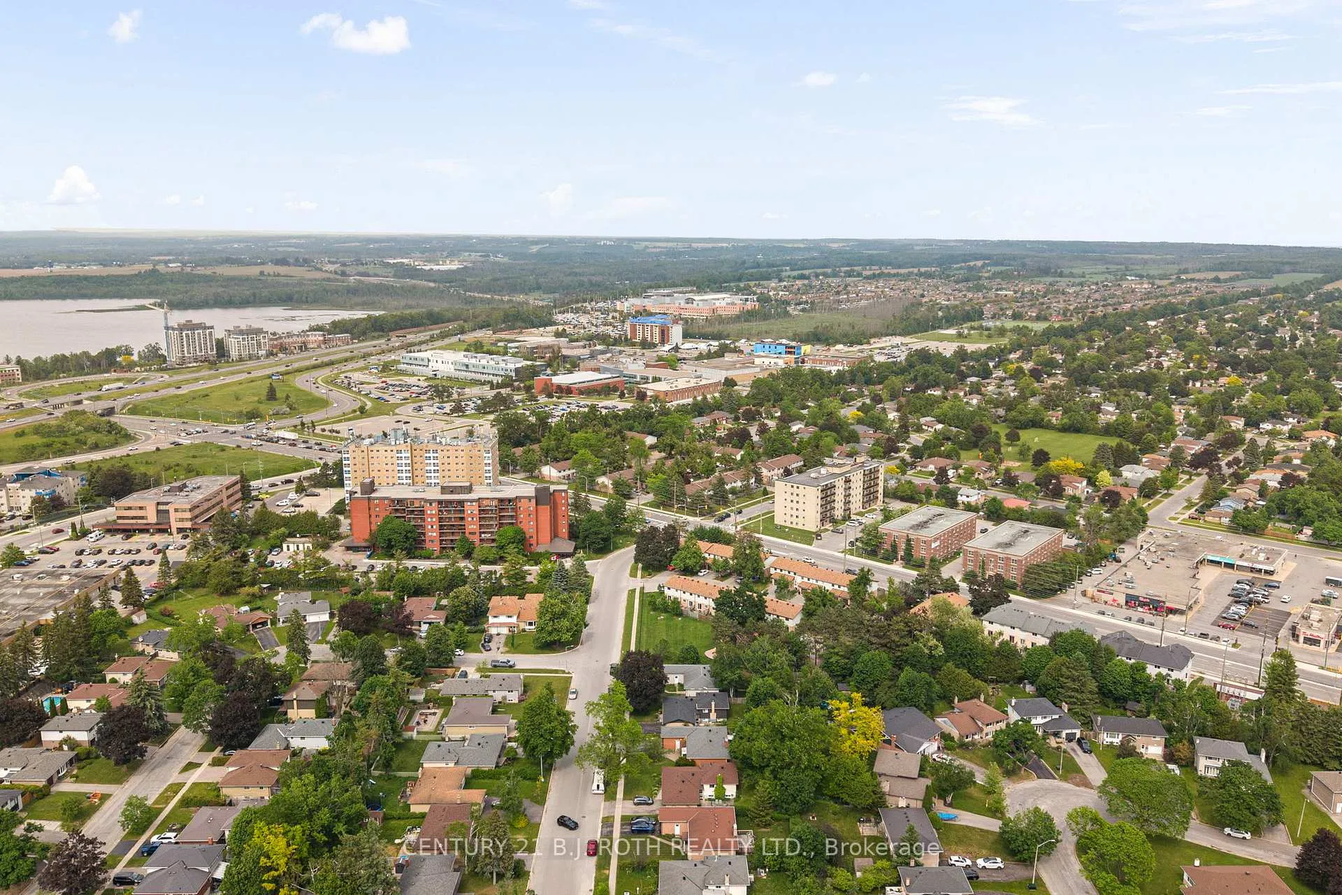 Photo 35 of 253 Rose Street, Barrie, Wellington — HOMEH