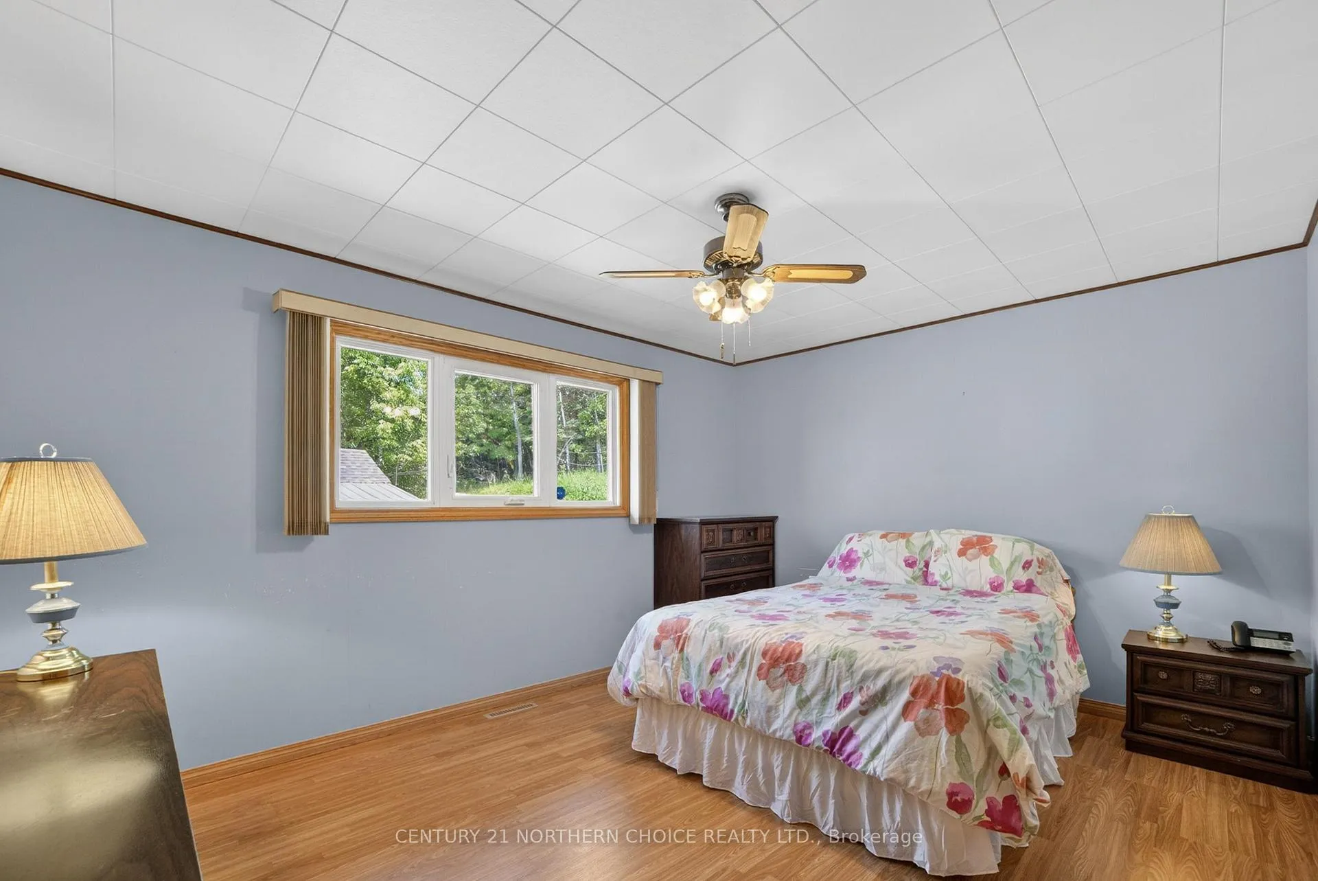 Photo 19 of 504 Beach Road, Kenora, Keewatin — HOMEH
