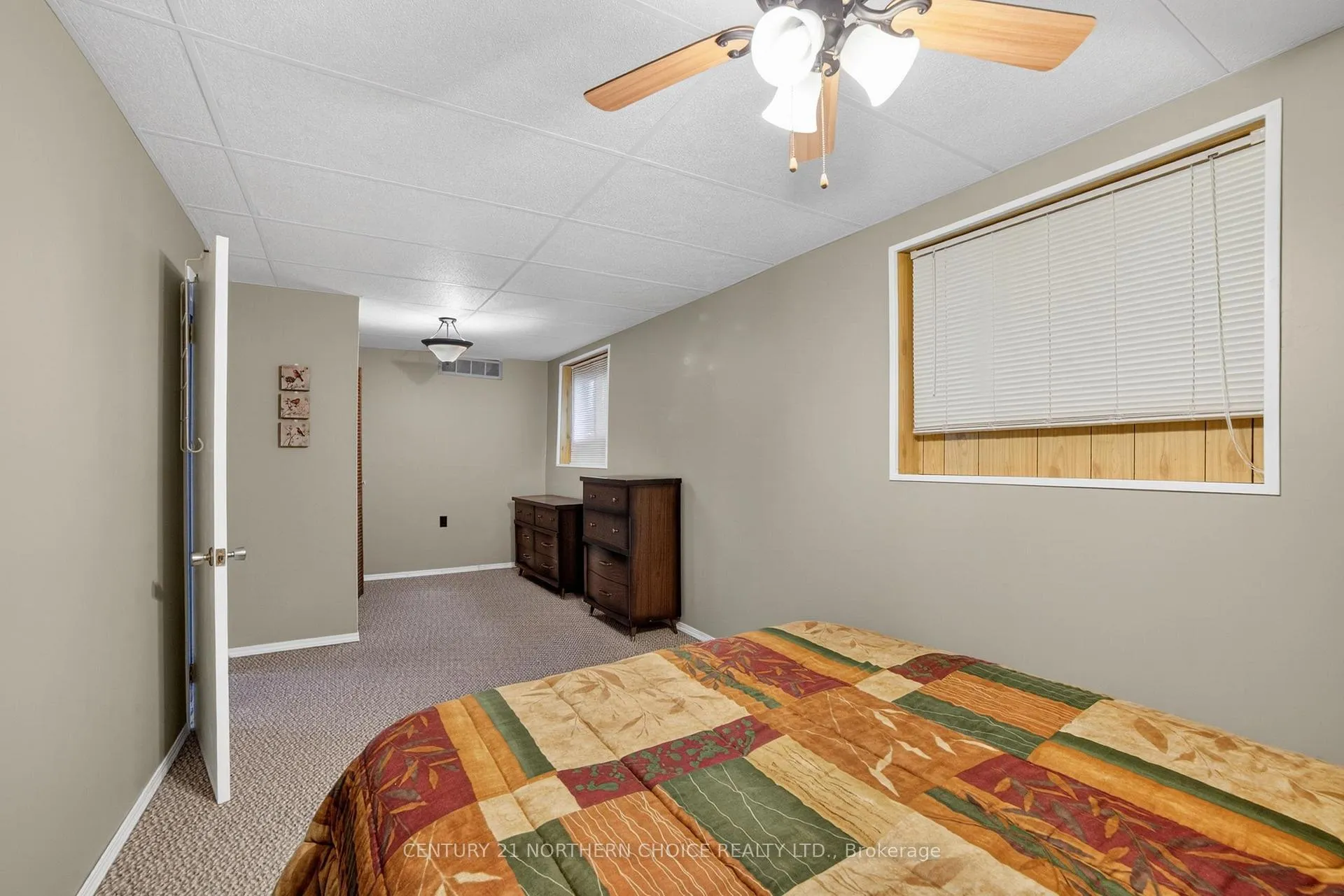 Photo 27 of 504 Beach Road, Kenora, Keewatin — HOMEH