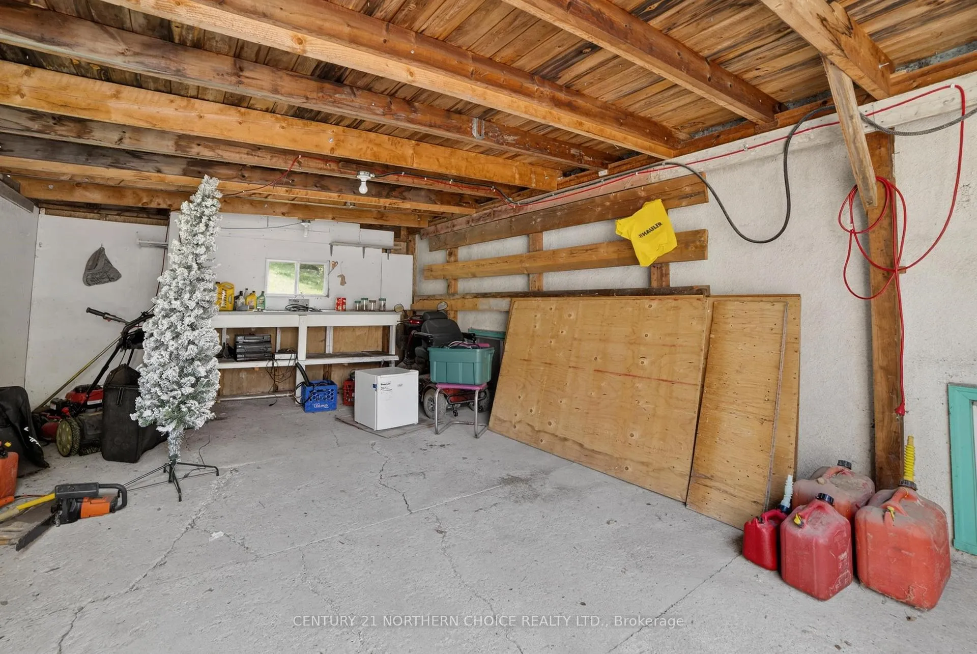 Photo 39 of 504 Beach Road, Kenora, Keewatin — HOMEH