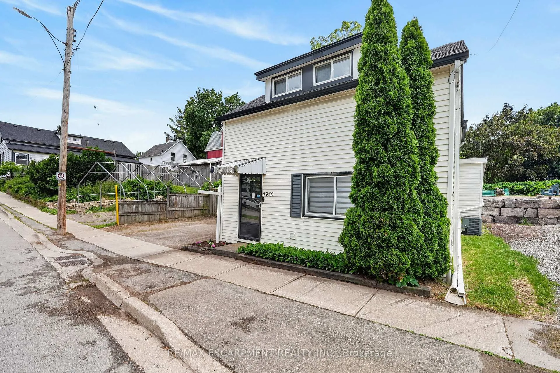 Photo 14 of 4956 Beam Street, Lincoln, Beamsville — HOMEH