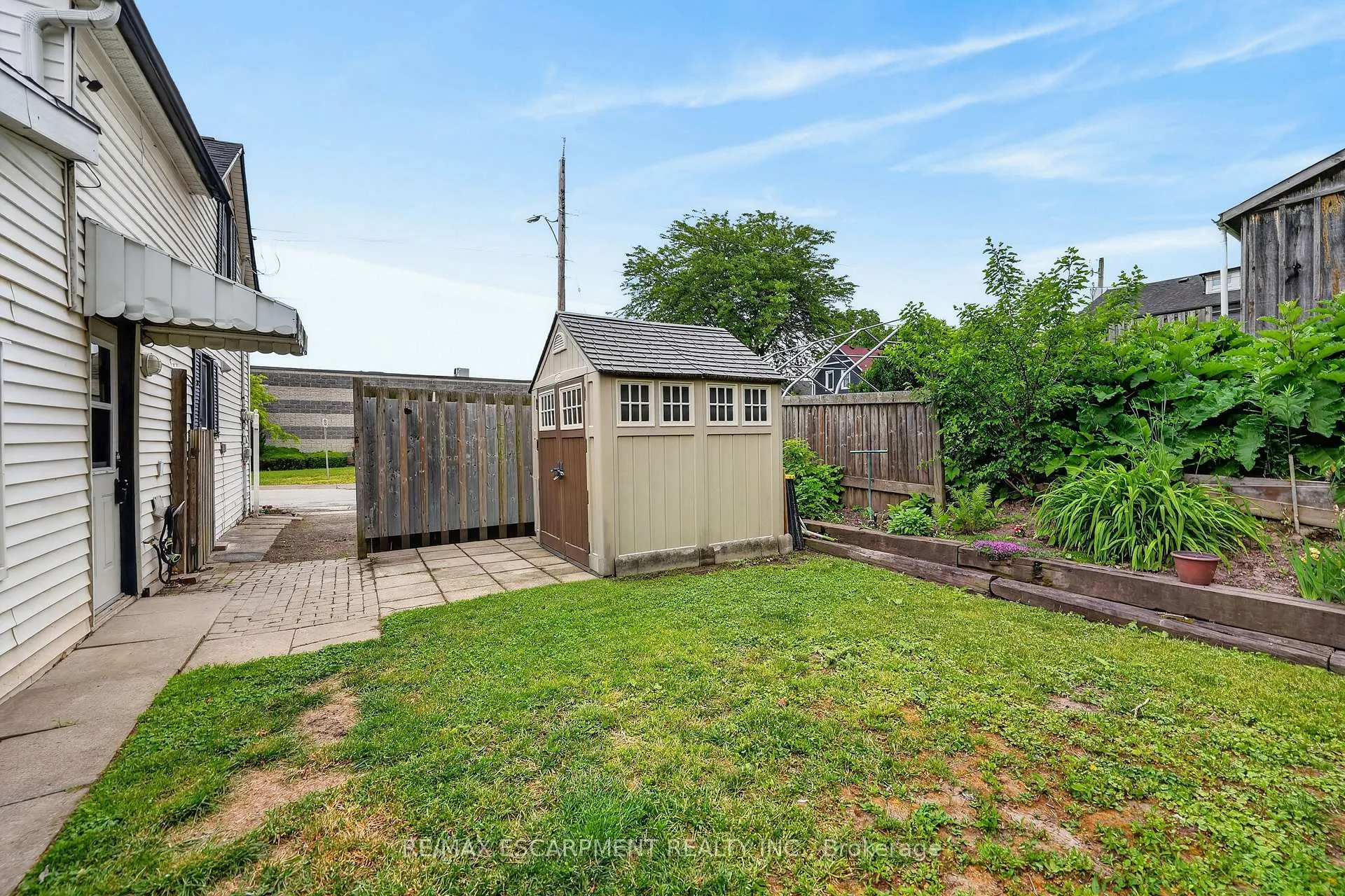 Photo 16 of 4956 Beam Street, Lincoln, Beamsville — HOMEH