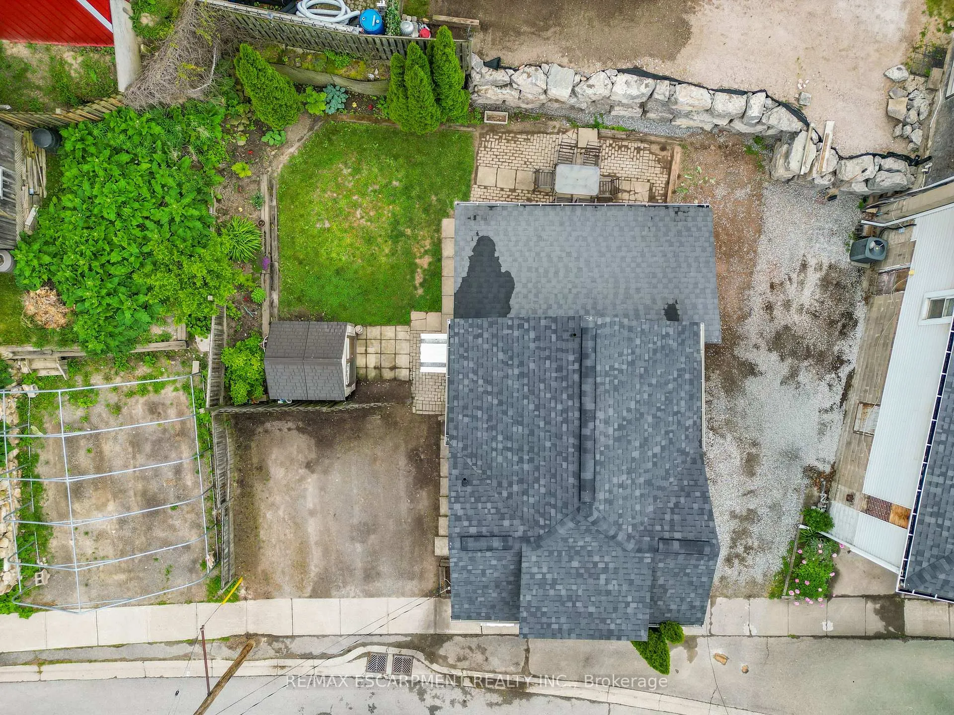 Photo 17 of 4956 Beam Street, Lincoln, Beamsville — HOMEH