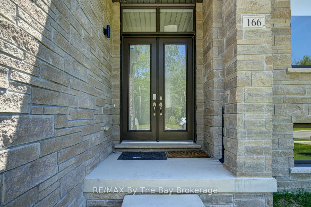 Photo 5 of 166 Mapleside Drive, Wasaga Beach — HOMEH