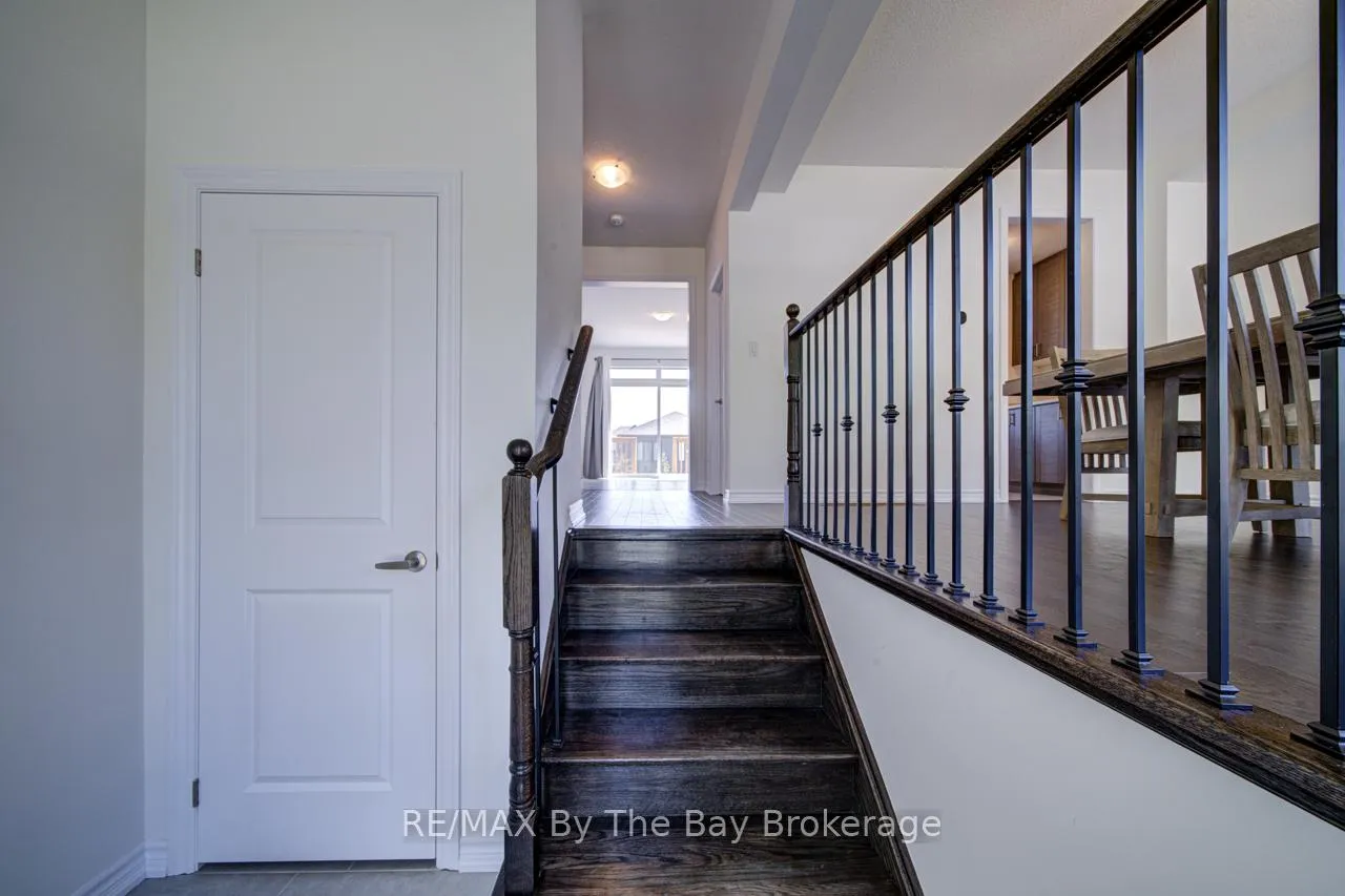 Photo 6 of 166 Mapleside Drive, Wasaga Beach — HOMEH