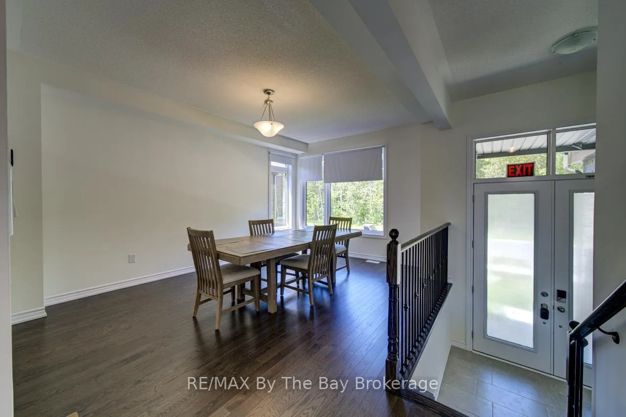 Photo 11 of 166 Mapleside Drive, Wasaga Beach — HOMEH
