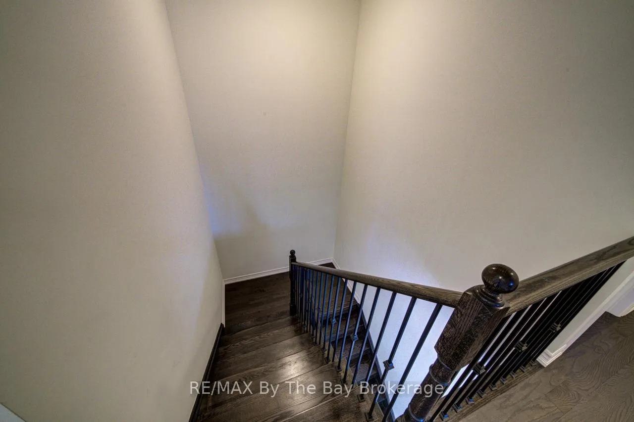 Photo 15 of 166 Mapleside Drive, Wasaga Beach — HOMEH