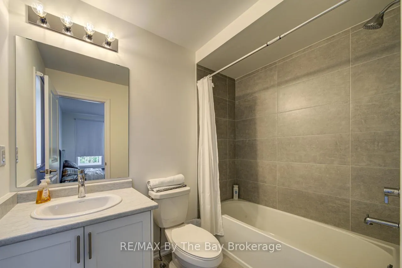 Photo 18 of 166 Mapleside Drive, Wasaga Beach — HOMEH