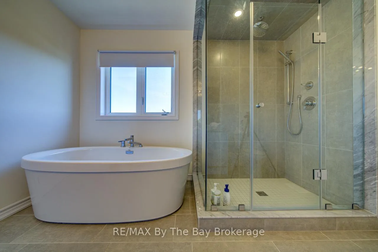 Photo 25 of 166 Mapleside Drive, Wasaga Beach — HOMEH