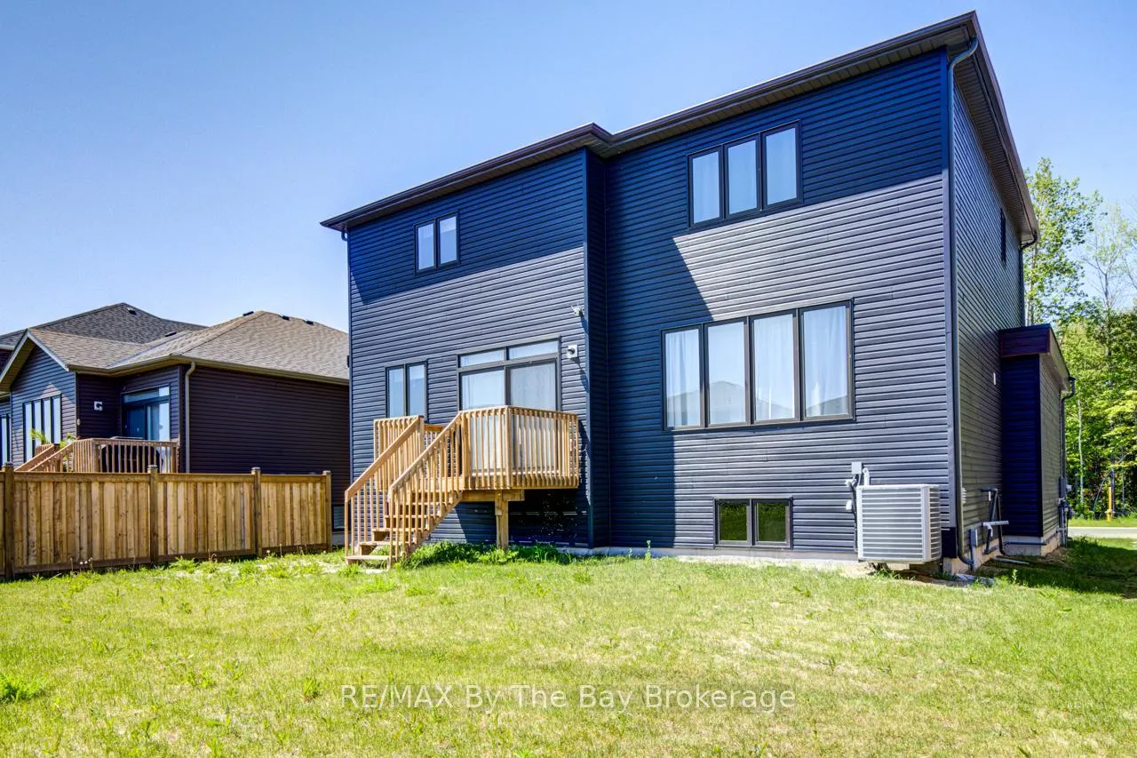 Photo 34 of 166 Mapleside Drive, Wasaga Beach — HOMEH