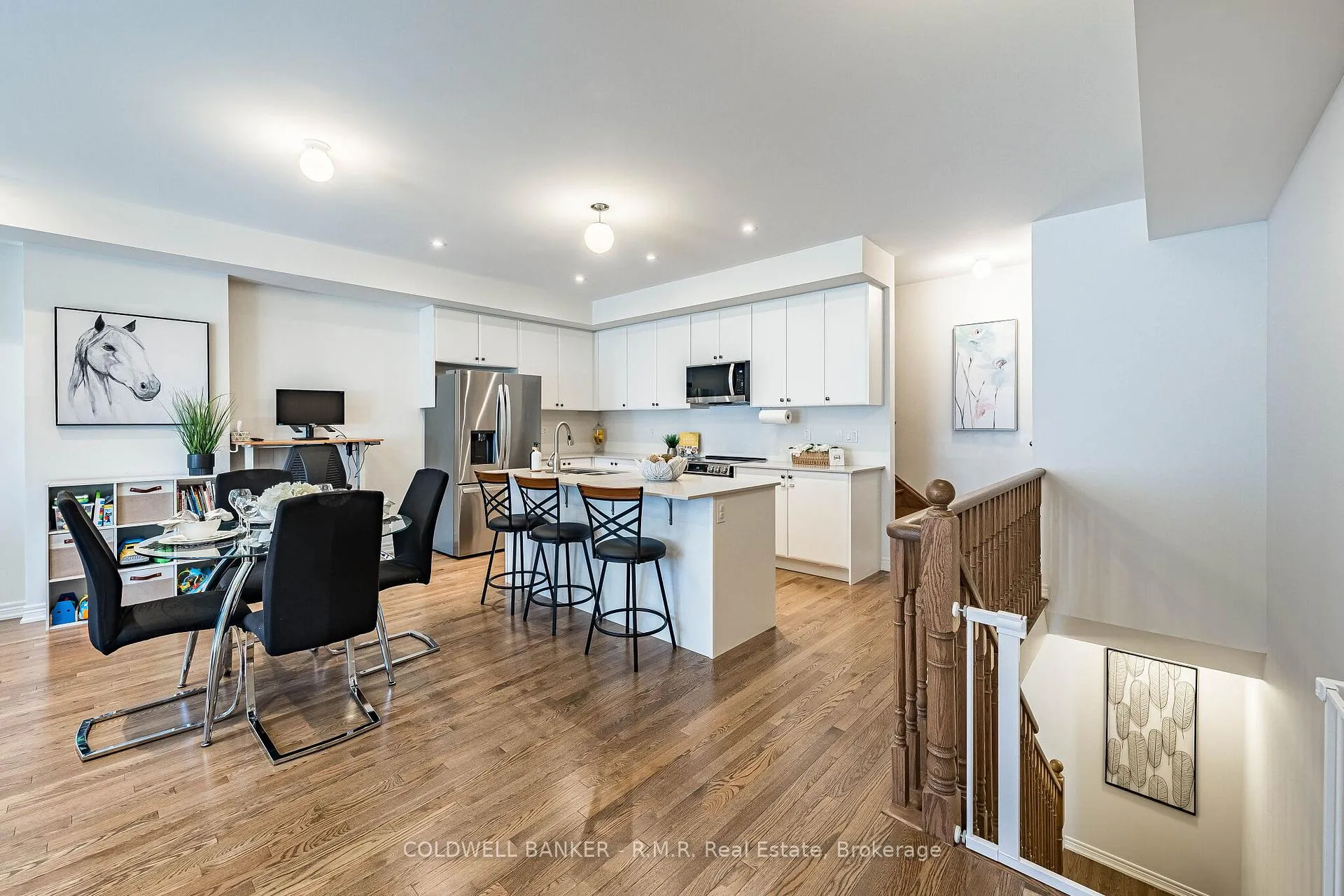 Photo 9 of 12 Broylio Lane, Ajax, South East — HOMEH