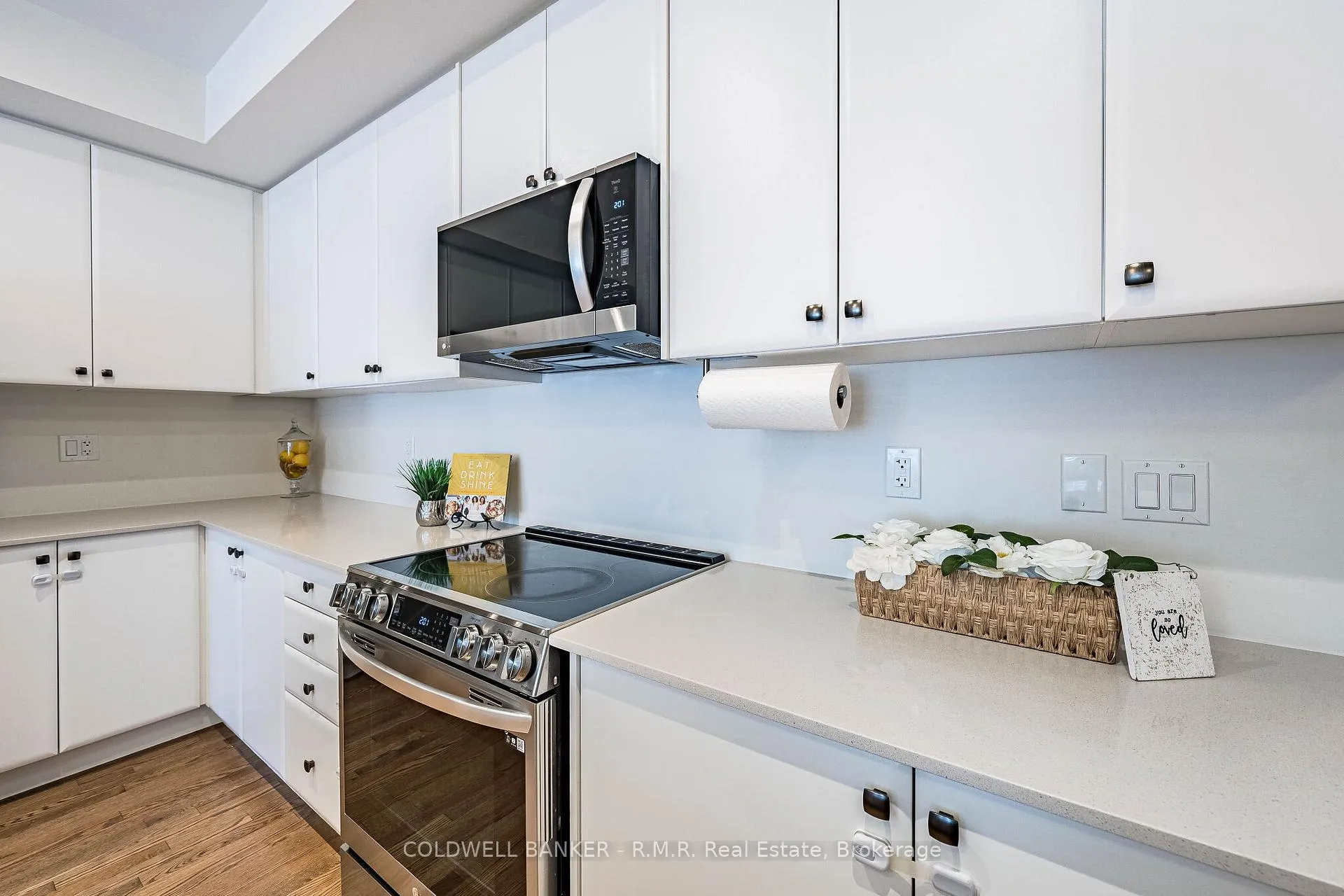 Photo 13 of 12 Broylio Lane, Ajax, South East — HOMEH