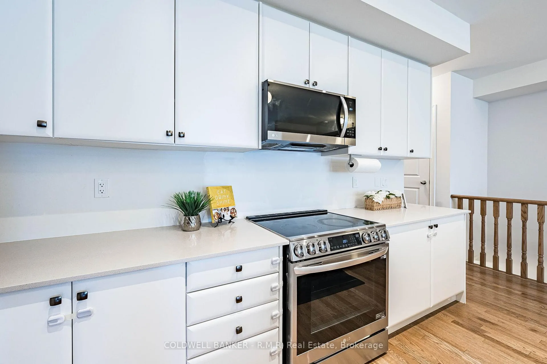 Photo 14 of 12 Broylio Lane, Ajax, South East — HOMEH