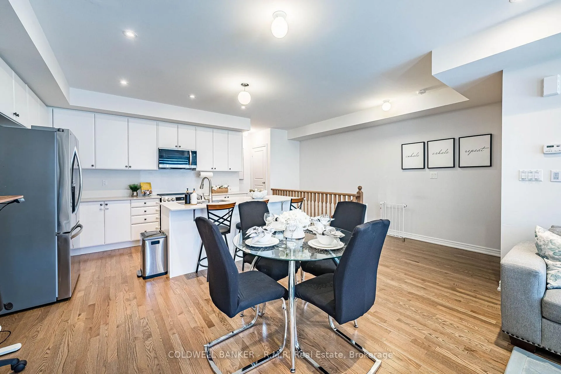 Photo 18 of 12 Broylio Lane, Ajax, South East — HOMEH