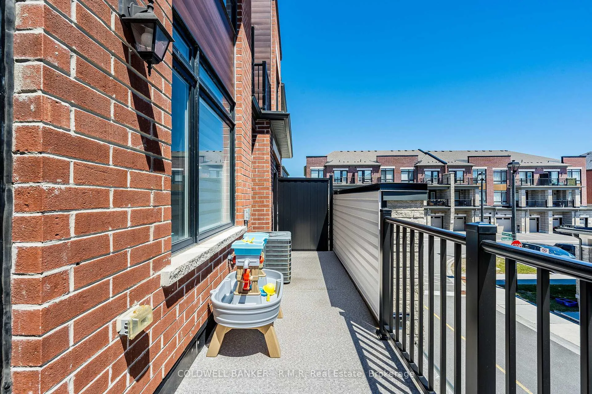 Photo 45 of 12 Broylio Lane, Ajax, South East — HOMEH