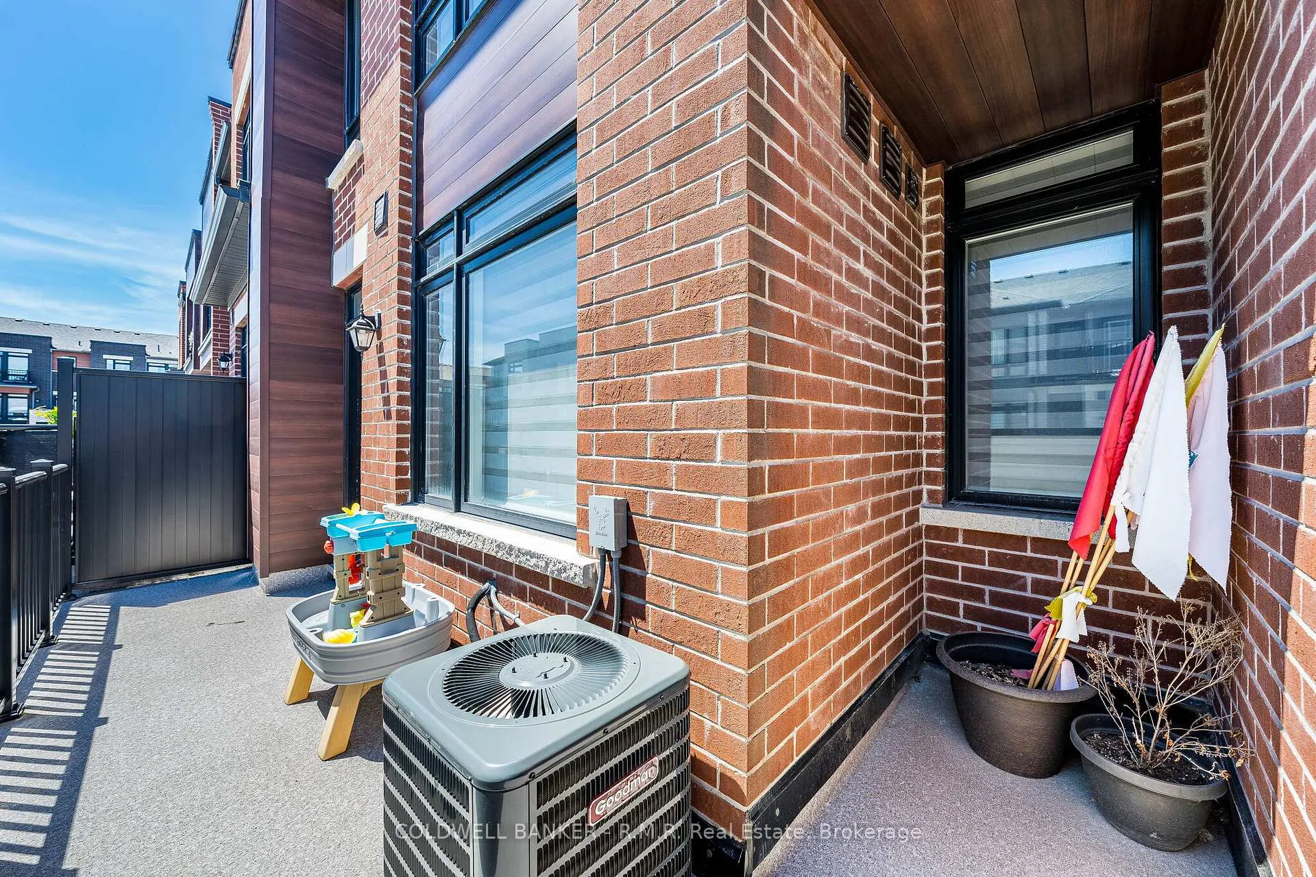 Photo 46 of 12 Broylio Lane, Ajax, South East — HOMEH