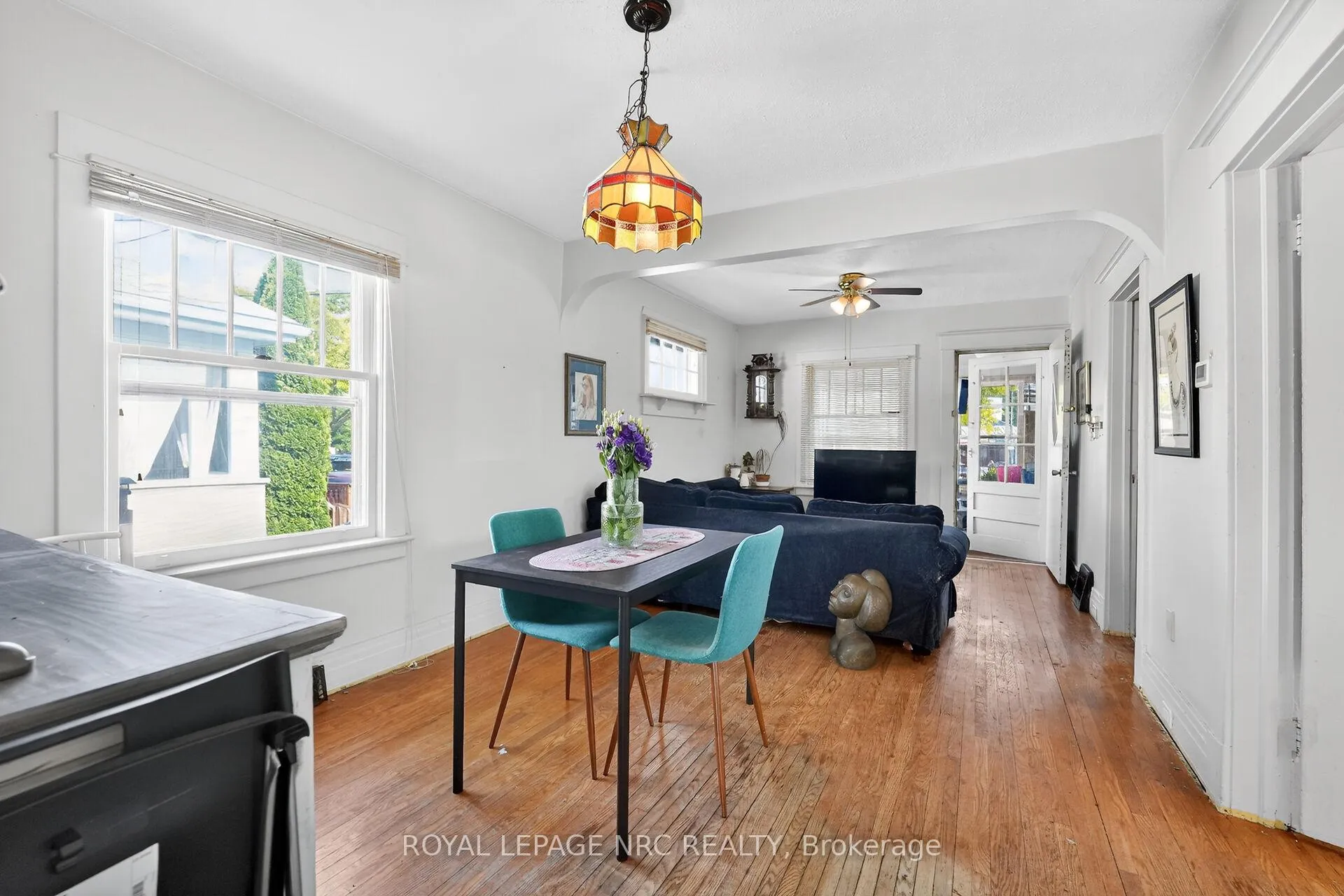 Photo 4 of 146 Carlton Street, St. Catharines, Downtown — HOMEH