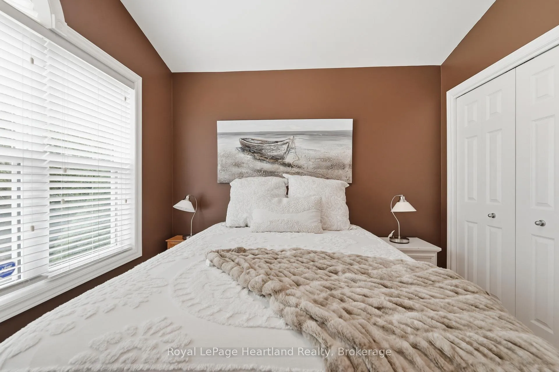 Photo 13 of 35095 Old River Road N, Bluewater, Bayfield — HOMEH