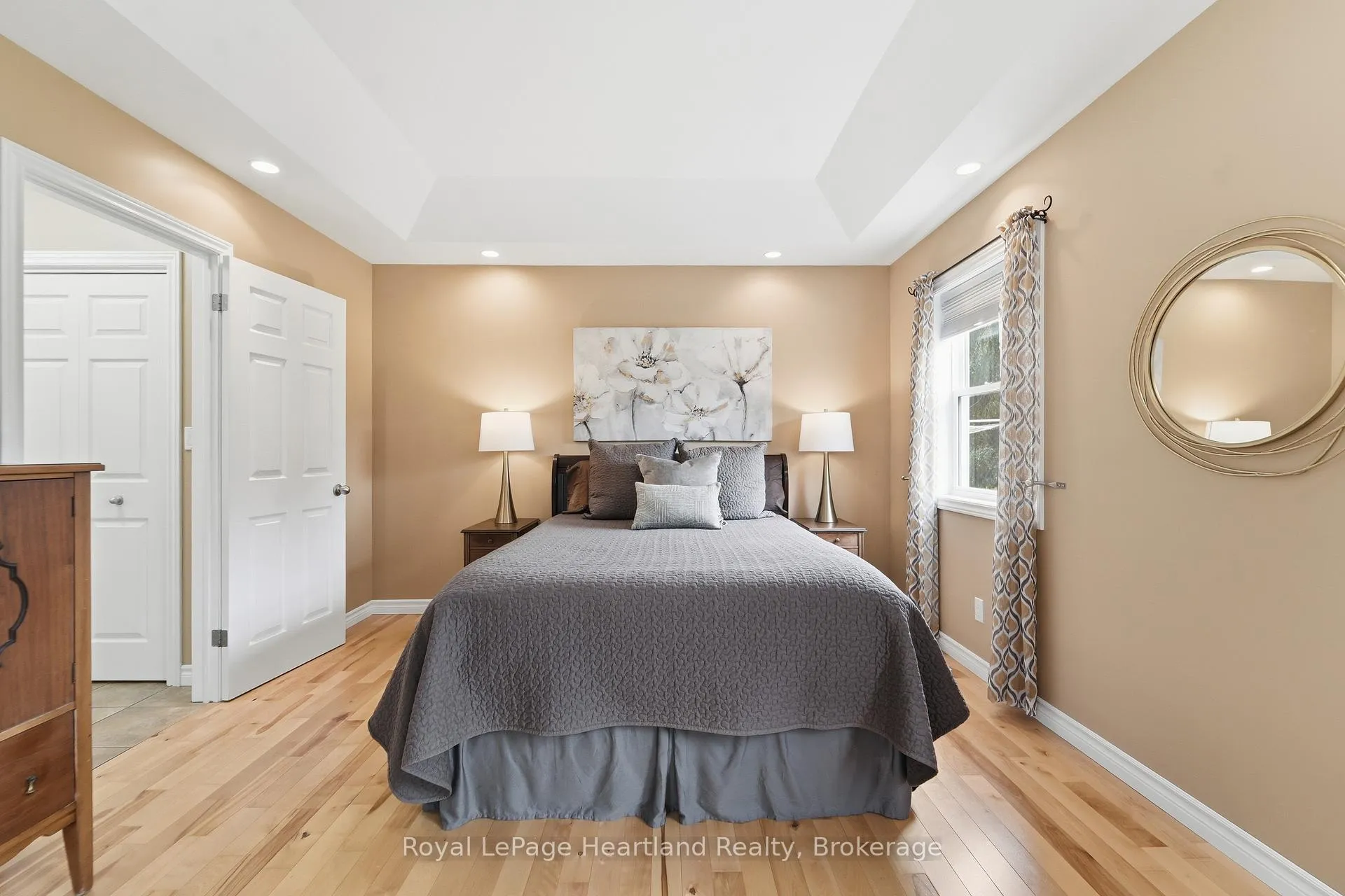 Photo 19 of 35095 Old River Road N, Bluewater, Bayfield — HOMEH