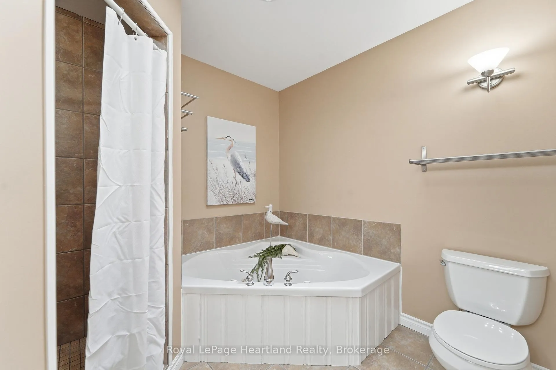Photo 22 of 35095 Old River Road N, Bluewater, Bayfield — HOMEH