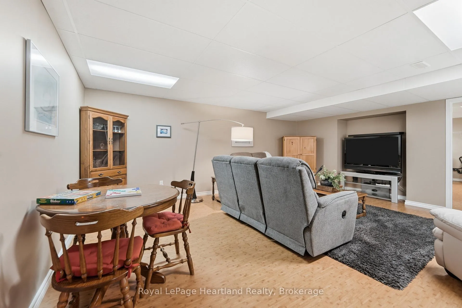 Photo 29 of 35095 Old River Road N, Bluewater, Bayfield — HOMEH