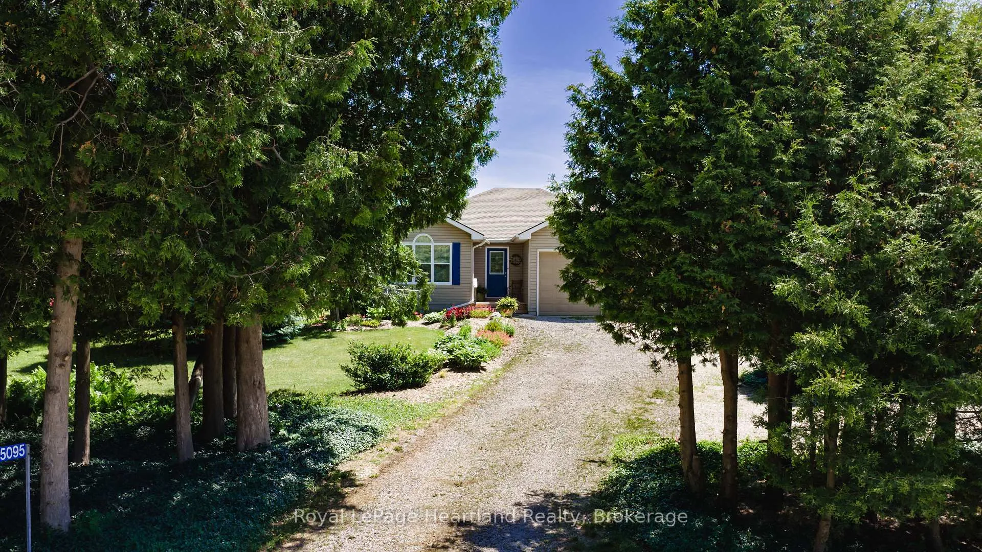 Photo 46 of 35095 Old River Road N, Bluewater, Bayfield — HOMEH