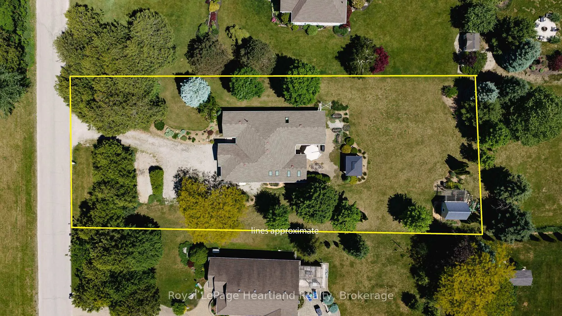 Photo 48 of 35095 Old River Road N, Bluewater, Bayfield — HOMEH
